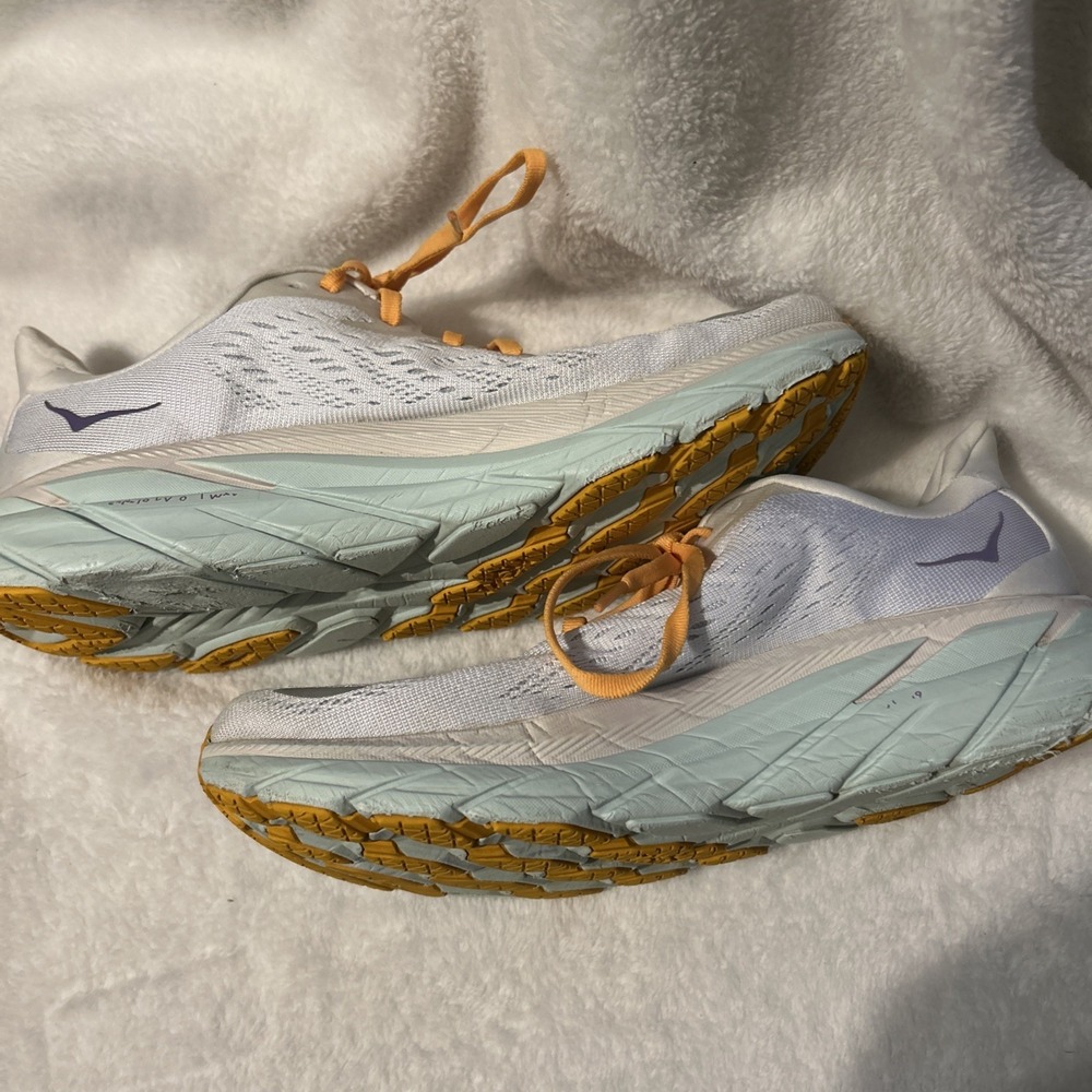 Hoka Women's Clifton 8 Running Shoes Size 9‎ B White Orange Athletic Sneakers